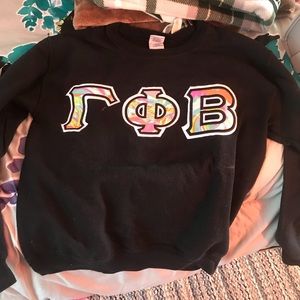 Gamma phi beta lettered crewneck